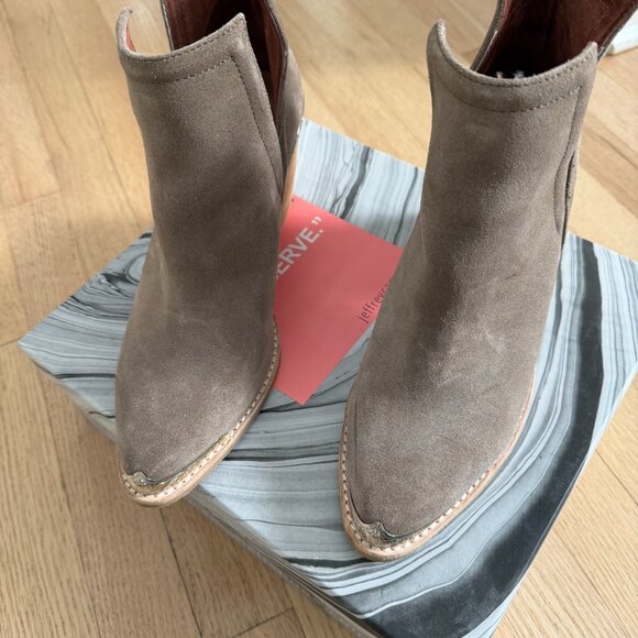 Jeffrey Campbell Cromwell Bootie – Taupe Distressed Suede – Size 7.5M - Picture 3 of 7